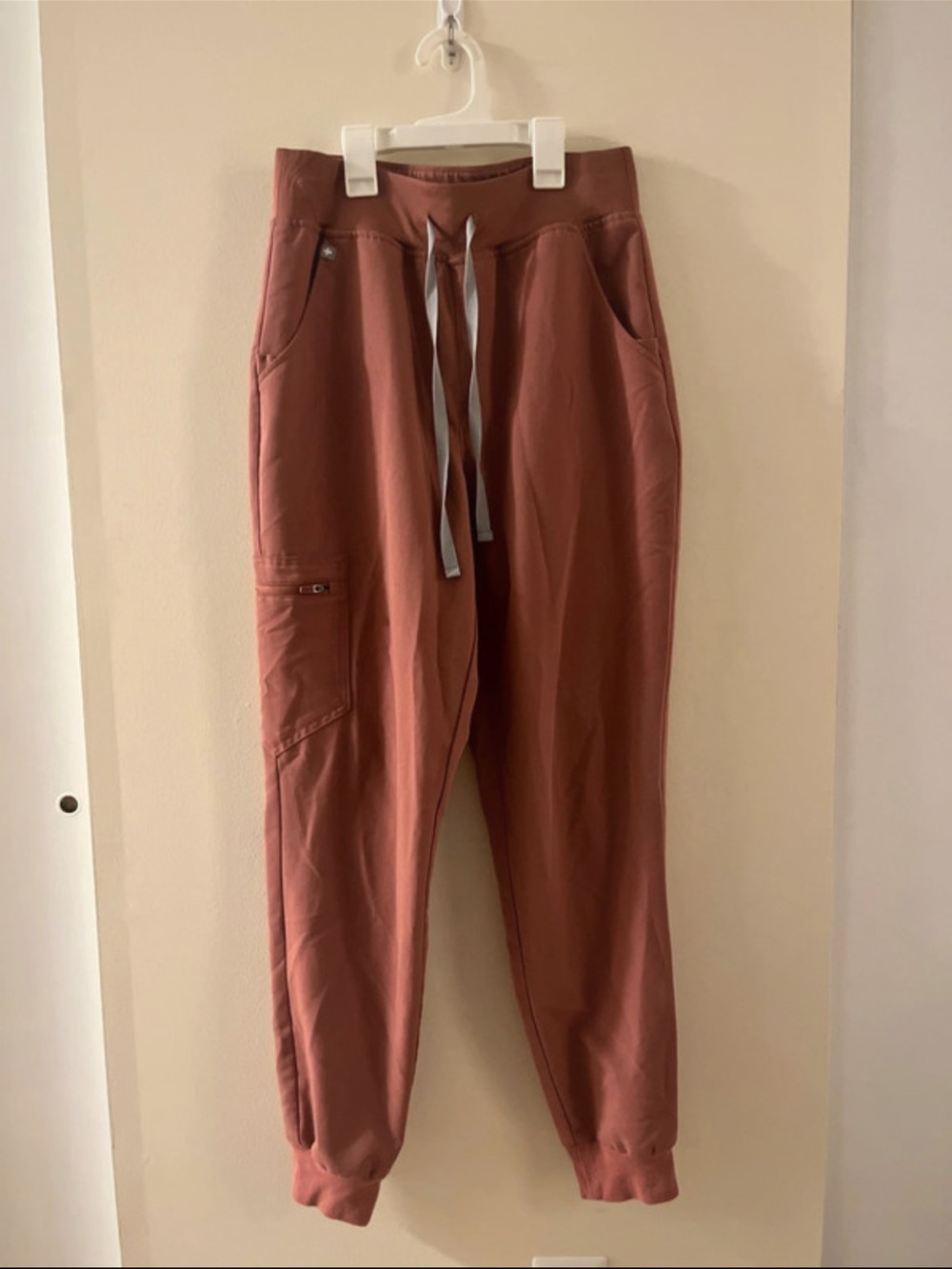 Figs Zamora High Waisted Jogger Scrub Pants Size Small Mauve